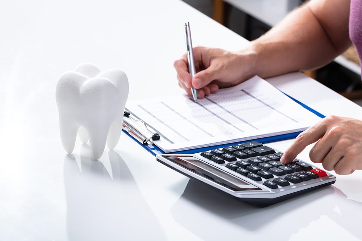 Teeth Whitening Prices in London & UK | Cost Insights