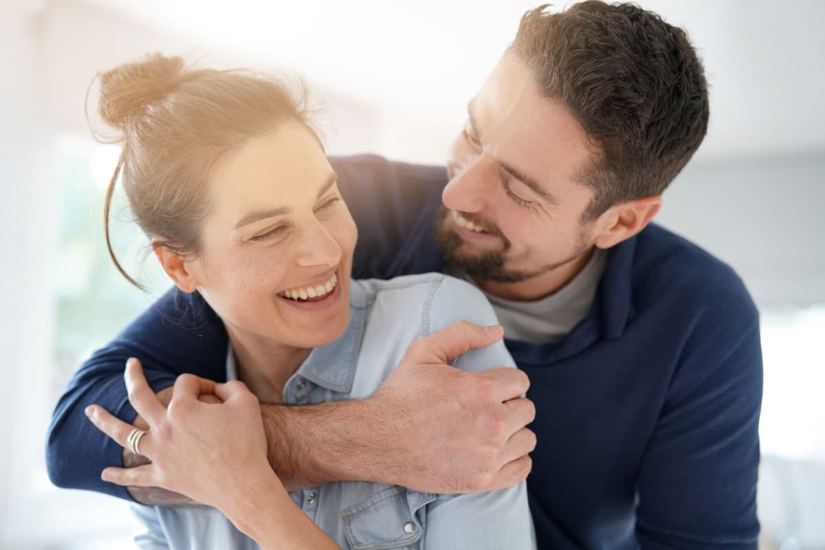 Why Blue Light Whitening Kits from the Internet Don't Work