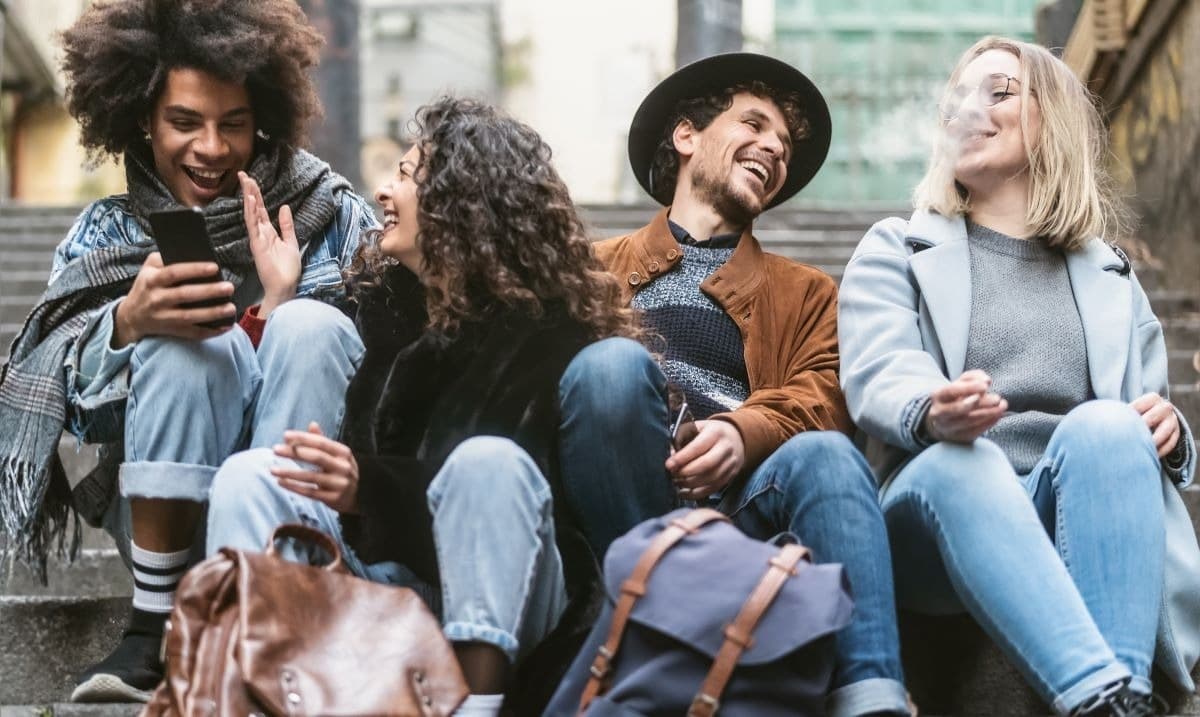 Vaping and Teeth Whitening: Can You Get Results?
