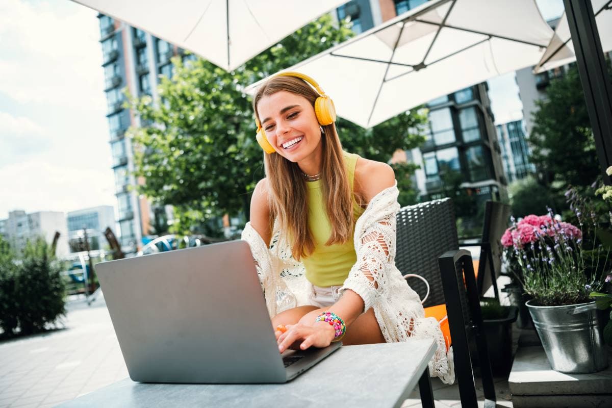 The Precision Engineering of Boutique Custom Whitening Trays