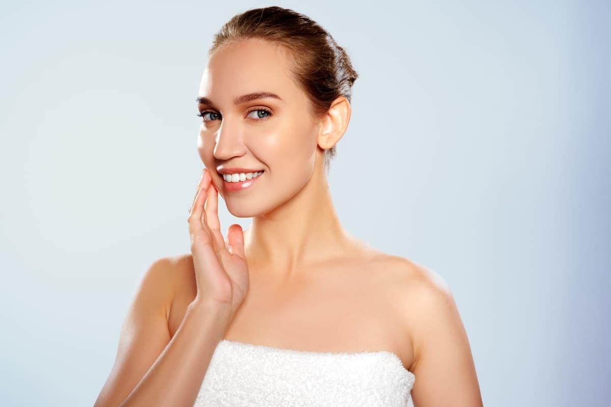 Is teeth whitening safe during pregnancy or breastfeeding?