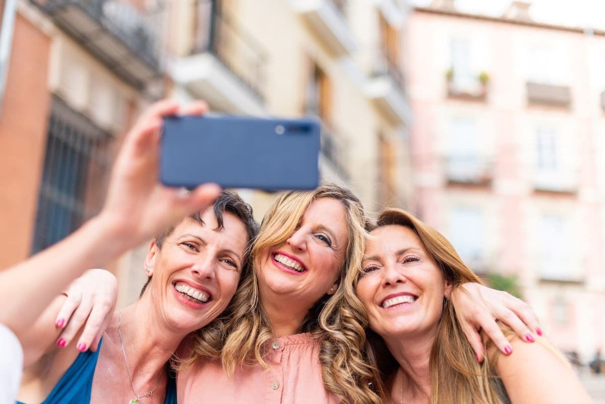 Can Dry Mouth Affect Teeth Whitening Longevity?