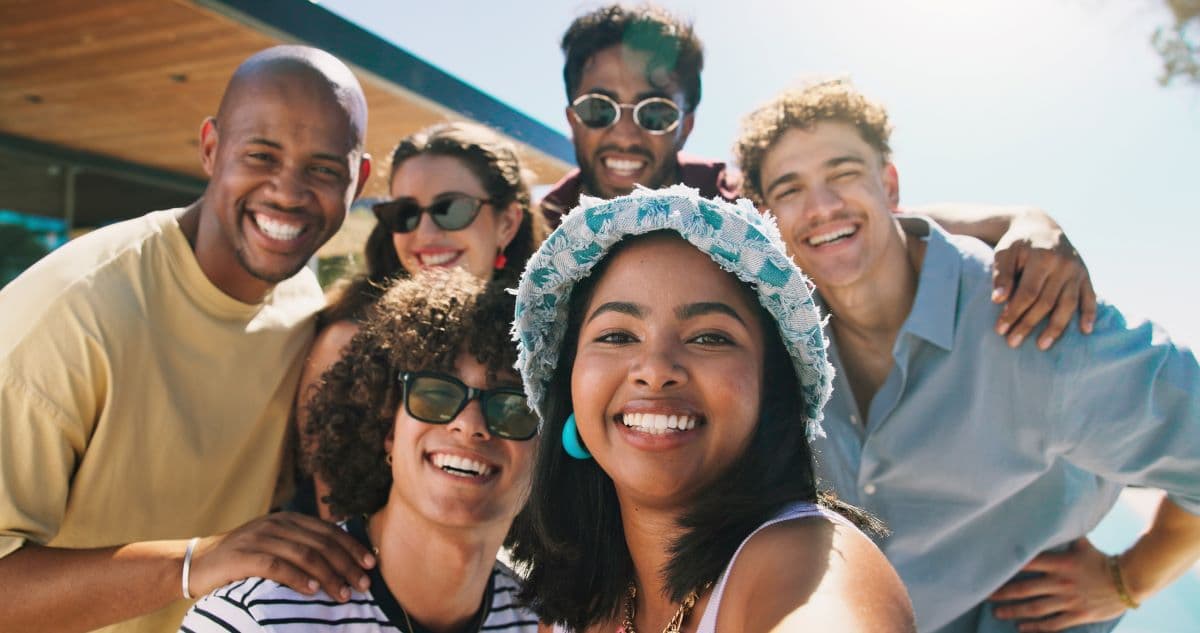What does the tooth shade guide actually tell you before whitening?
