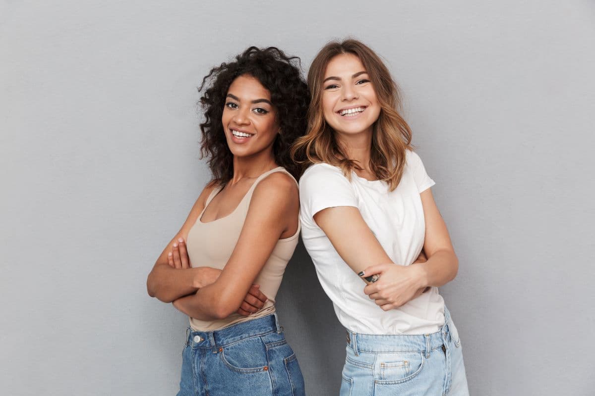 Hydrogen Peroxide vs Carbamide Peroxide: Which Whitening Gel Is Right for Your Teeth?